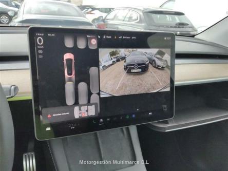 Tesla Model Y Performance 4WD en Barcelona - Imagen 1