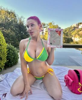 Text me here me on telegram https //t.me/HazelMavericks in Gold Coast - Image 2