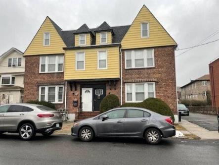 Th Pl Unit,bayside, Home For Rent in Queens - Image 1