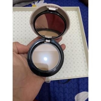 The Body Shop Powder Compact New Not Preloved in Malacca Town - Image 1