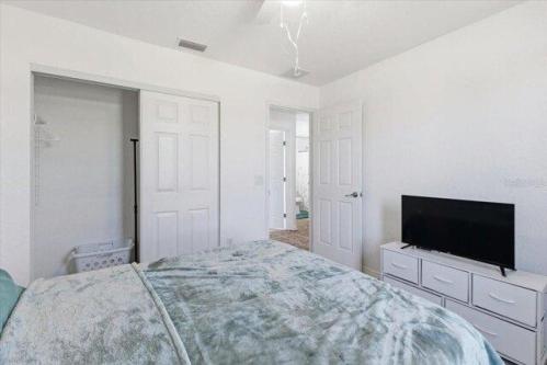 Thorman Rd, Port Charlotte, Home For Rent in Port Charlotte - Image 1