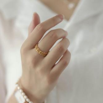 Three-Layer Titanium Sausage Chain Drawstring Ring, … in Novena - Image 1