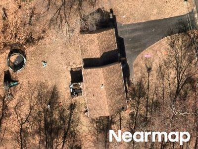 Town Farm Rd in Springfield - Image 1