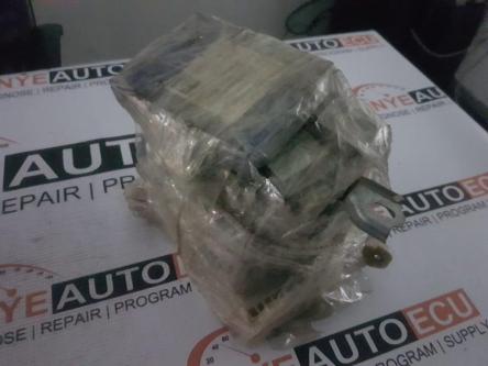 Toyota/Lexus Clearance Warning Module Complete Set in Germiston - Image 1
