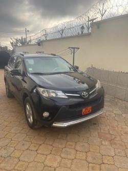 Toyota Rav4 AWD Noir 2014 à Yaoundé - Photo 1