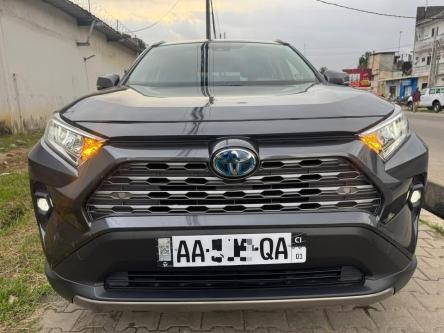 Toyota Rav4 Hybride 2023 à Abidjan - Photo 1