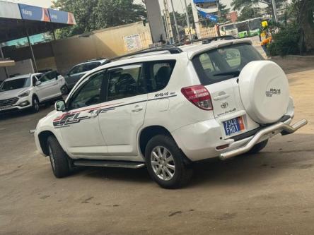 Toyota Rav4 en vente à Abidjan - Photo 4