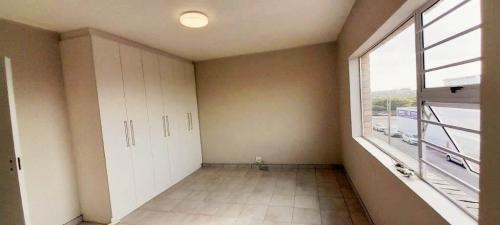 Two Bedroom Apartment To Rent in North End. in Port Elizabeth - Image 7