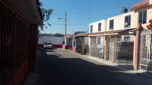 UBICADÍSIMA CASA EN RENTA en Santa Ana Chiautempan - Imagen 1