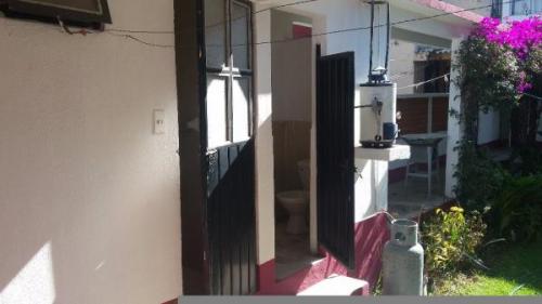 UBICADÍSIMA CASA EN RENTA en Santa Ana Chiautempan - Imagen 7