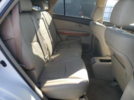 UNTEMPERED 2006 LEXUS RX 330 in Lagos - Image 7