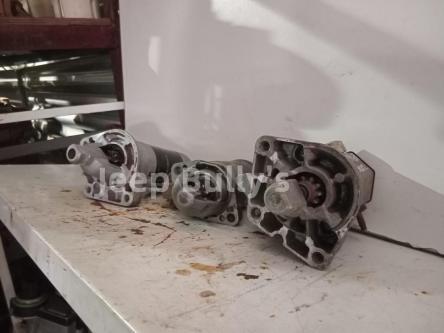 Used Dodge & Chrysler Starters In Stock in Kempton Park - Image 1