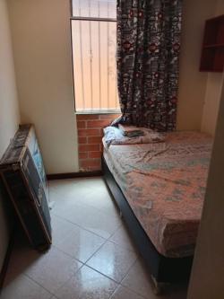 VENDO APARTAMENTO AMPLIO EN BOSTON en Medellín - Imagen 4
