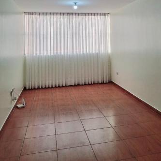 VENDO DPTO. EN CHORRILLOS - 1ER PISO - AMPLIO en Lima - Imagen 2