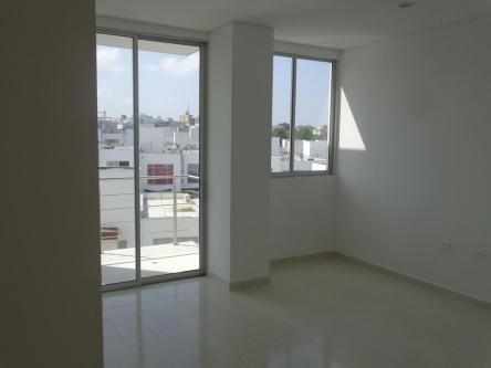 VENDO OFICINA EN AVENIDA TAMANACO EL ROSAL, ECONOMICA en Caracas - Imagen 1