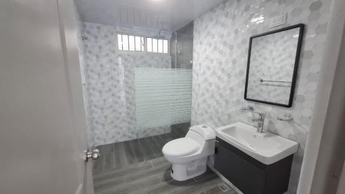VENTA DE APARTAMENTO EN RENACIMIENTO DISTRITO NACIONAL en Santo Domingo - Imagen 4