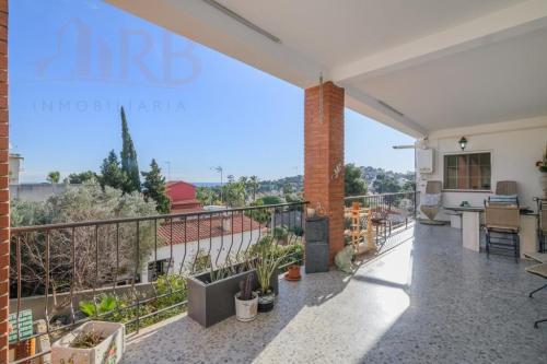 VENTA DE TERRENO RÚSTICO en Castelldefels - Imagen 1