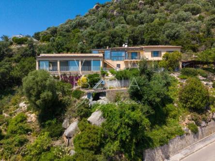 VILLA CON ESPECTACULARES VISTAS AL MAR Y PISCINA INTERIOR … en Sant Feliu de Guíxols - Imagen 1