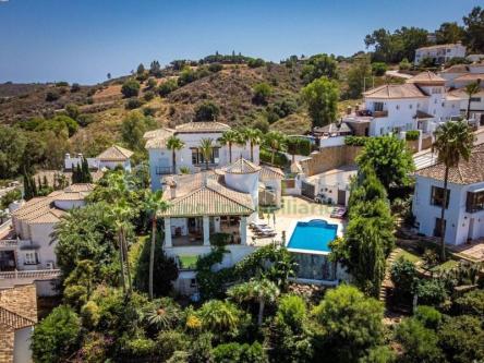 VILLA CON VISTAS ESPECTACULARES en Mijas - Imagen 1