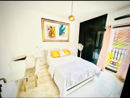 VILLA DUPLEX 4 PIÈCES MEUBLÉES À COCODY RIVIERA GOLF en Côte d’Ivoire - Photo 1