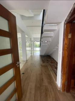 VILLA DUPLEX AVEC PISCINNE EN VENTE à Abidjan - Photo 1