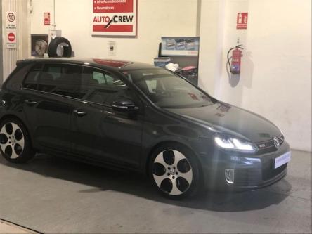 VOLKSWAGEN Golf en Santiago de Compostela - Imagen 1