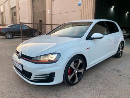 VOLKSWAGEN Golf en Vic - Imagen 1