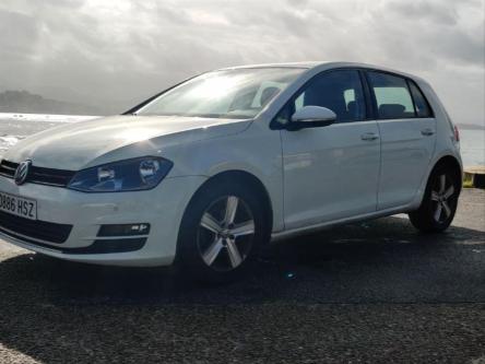 VOLKSWAGEN Golf en Sama - Imagen 1