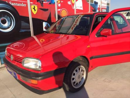 VOLKSWAGEN Golf en Móstoles - Imagen 1