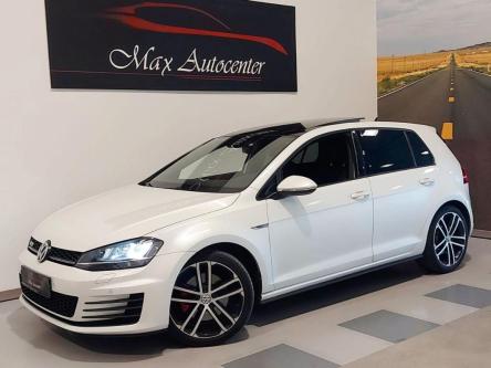 VOLKSWAGEN Golf en Onda - Imagen 1
