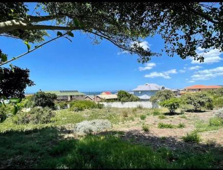 Vacant Land / Plot 2819-ref-142 for Sale in Reebok, Reebok in Bedfordview - Image 1