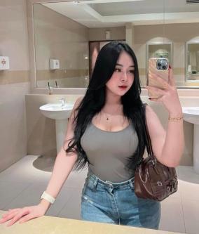Valen 22 years old WA +62 8820(087 391 (67 in Denpasar - Image 1