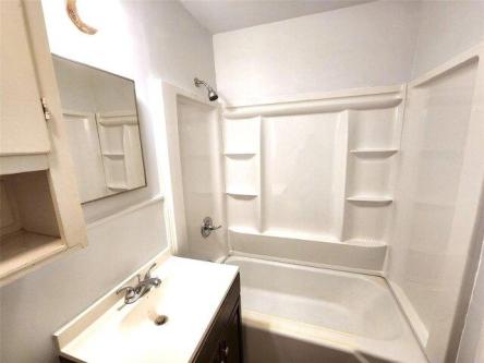 Valley View Rd, Denton, Home For Rent in Denton - Image 1