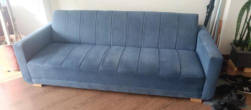 Vendo sofacama azul en La Mesa - Imagen 1