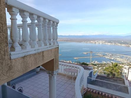 Venta de Casa en Roses en Figueras - Imagen 1