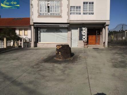 Venta de Local en Rianxo en Vilagarcía de Arousa - Imagen 1