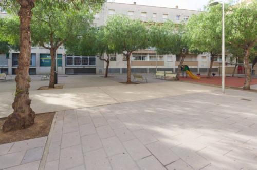 Venta de Local en Roses en Marín - Imagen 1