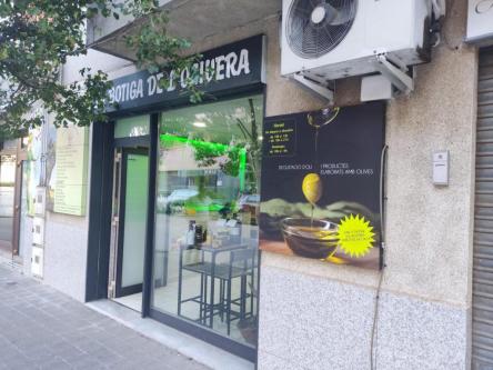 Venta de Local en Roses en Figueras - Imagen 1