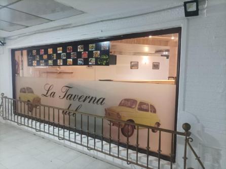 Venta de Local en Roses en Figueras - Imagen 1