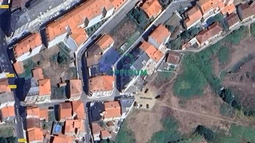 Venta de Terreno en Ribeira en Santiago de Compostela - Imagen 1
