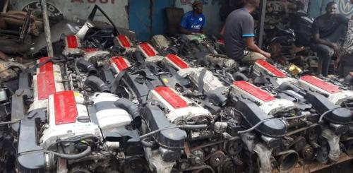 Vente de pièces détachées de voitures à Abidjan - Photo 1