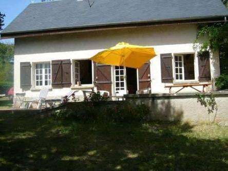 Villa for Rent in Rodez, Midi-Pyrenees, Ref# 340783 à Rodez - Photo 1