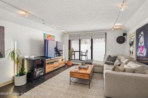 Vine St, Aspen, Condo For Rent in Grand Junction - Image 1