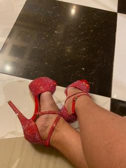 Visiting Professional Dominatrix in Bangkok - Image 2