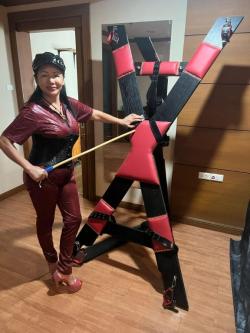 Visiting Professional Dominatrix in Bangkok - Image 7