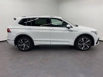 Volkswagen Tiguan Allspace R-Line 2023 à Montbéliard - Photo 1