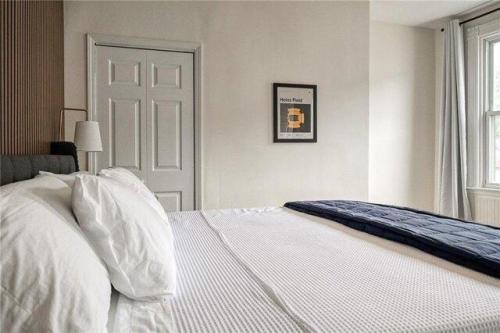 Voskamp St, Pittsburgh, Home For Rent in Lancaster - Image 1