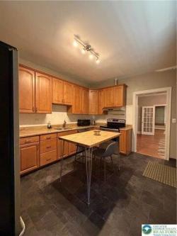 W Gordon St, Allentown, Home For Rent in Allentown - Image 1