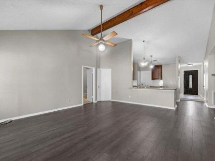 W Peachfield Cir, Houston, Home For Rent in Spring - Image 1
