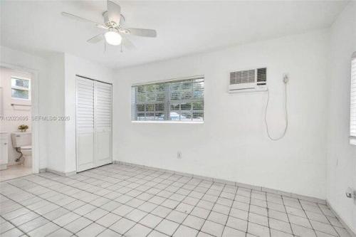 W Rd St Unit A, Hialeah, Condo For Rent in Hialeah - Image 1